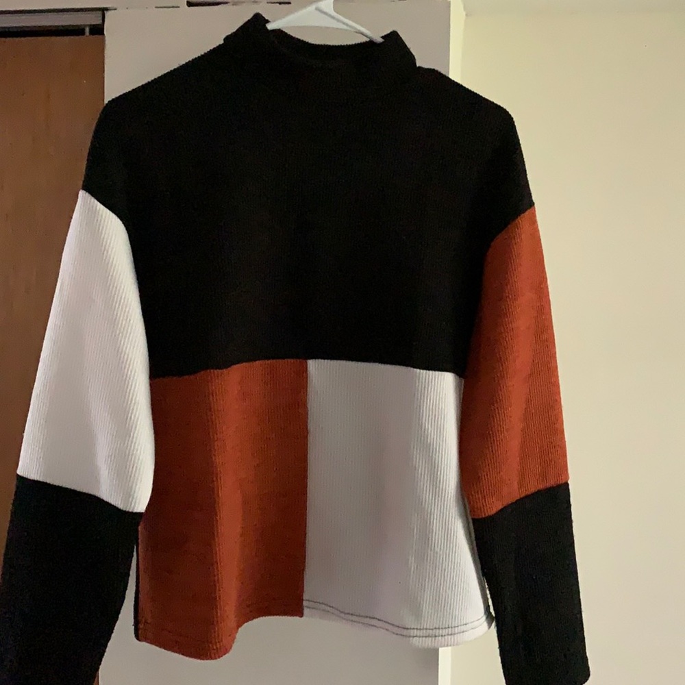 Colorblocked sweater